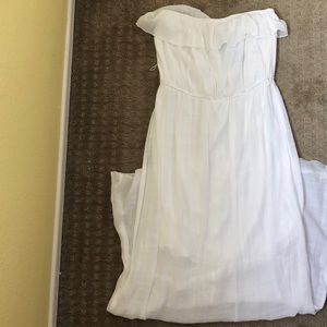 Maxi white strapless dress!